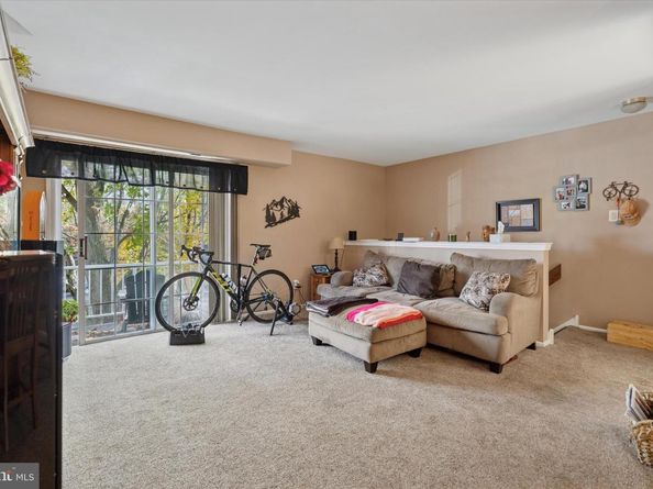 702 Society Place, Newtown PA 18940