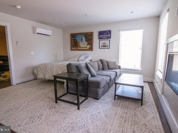 5138 Carters Lane, Alexandria VA 22311