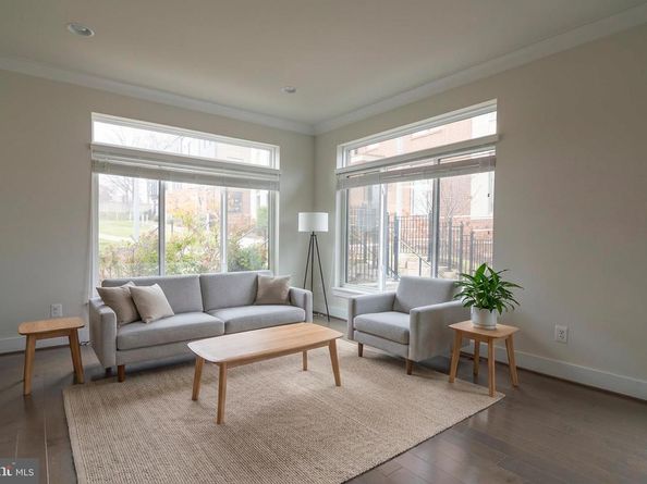 5138 Carters Lane, Alexandria VA 22311