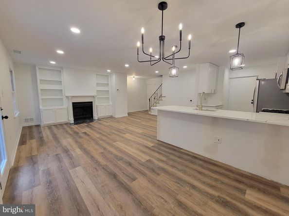 1727 Fitzwater Street B, Philadelphia PA 19146