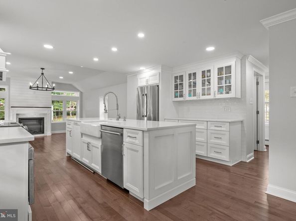 1434 Holcomb Road, Huntingdon Valley PA 19006
