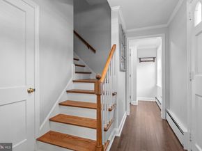 1434 Holcomb Road, Huntingdon Valley PA 19006