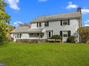 1434 Holcomb Road, Huntingdon Valley PA 19006