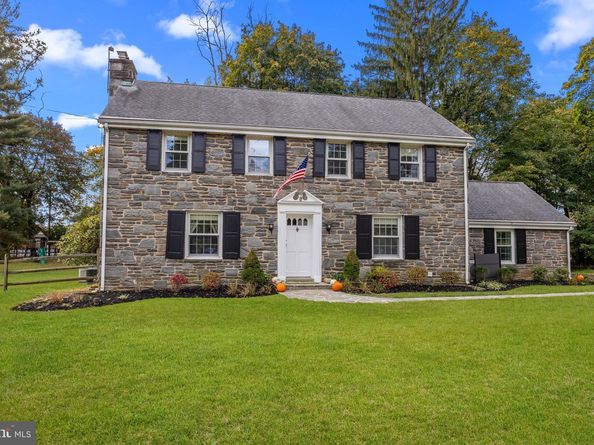 1434 Holcomb Road, Huntingdon Valley PA 19006