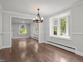1434 Holcomb Road, Huntingdon Valley PA 19006