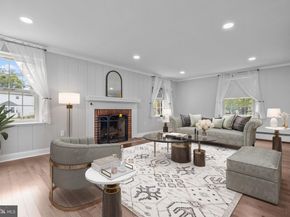 1434 Holcomb Road, Huntingdon Valley PA 19006