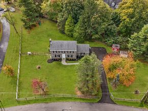 1434 Holcomb Road, Huntingdon Valley PA 19006