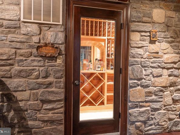 909 Waverly Road, Bryn Mawr PA 19010