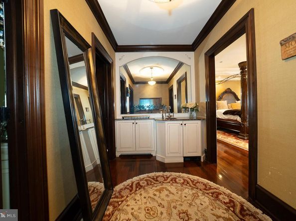 909 Waverly Road, Bryn Mawr PA 19010