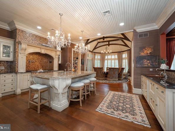 909 Waverly Road, Bryn Mawr PA 19010
