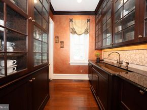 909 Waverly Road, Bryn Mawr PA 19010