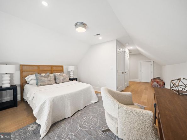 2602 36TH Place NW, Washington DC 20007