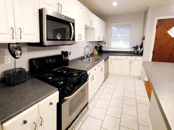 5819 Bustleton Avenue, Philadelphia PA 19149