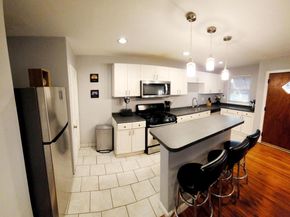 5819 Bustleton Avenue, Philadelphia PA 19149