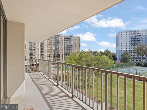 6800 Fleetwood Road 420, Mclean VA 22101