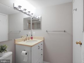 6800 Fleetwood Road 420, Mclean VA 22101