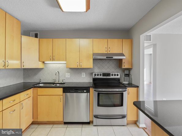 6800 Fleetwood Road 420, Mclean VA 22101