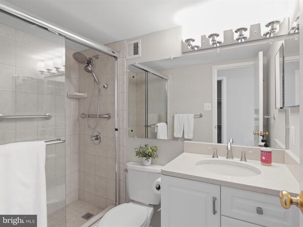 6800 Fleetwood Road 420, Mclean VA 22101