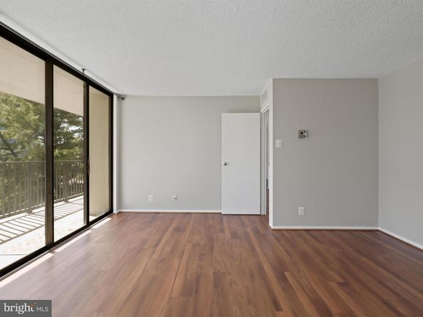 6800 Fleetwood Road 420, Mclean VA 22101