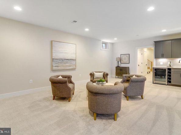 5815 2nd Street S, Arlington VA 22204