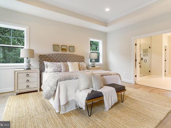 5815 2nd Street S, Arlington VA 22204