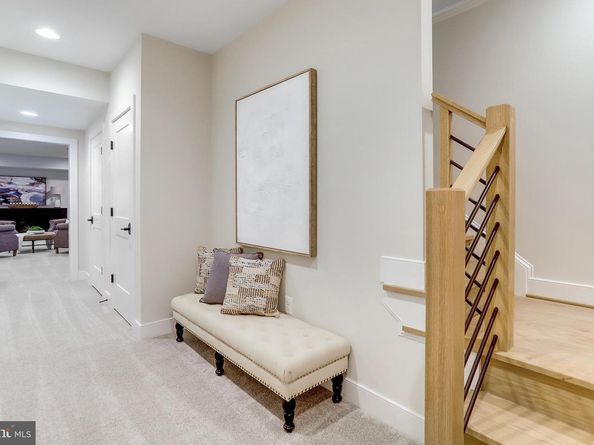 5815 2nd Street S, Arlington VA 22204