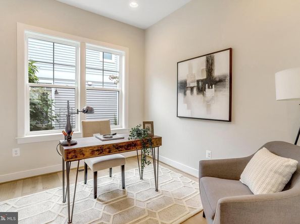 5815 2nd Street S, Arlington VA 22204