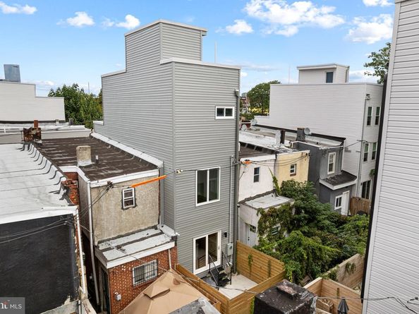 2650 Earp Street, Philadelphia PA 19146