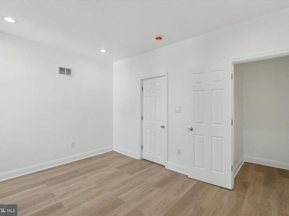 2707 W Thompson Street, Philadelphia PA 19121