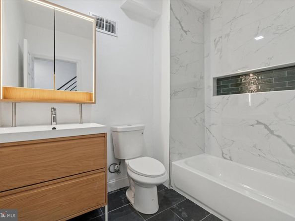 2707 W Thompson Street, Philadelphia PA 19121