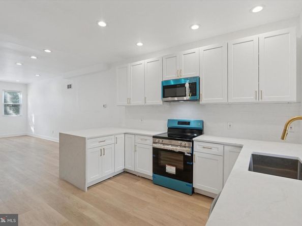 2707 W Thompson Street, Philadelphia PA 19121