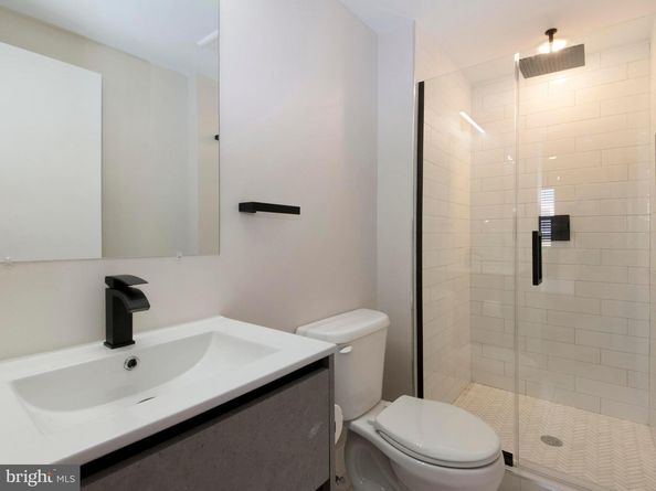 522 Parrish Street, Philadelphia PA 19123