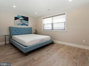 522 Parrish Street, Philadelphia PA 19123