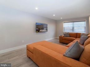 522 Parrish Street, Philadelphia PA 19123