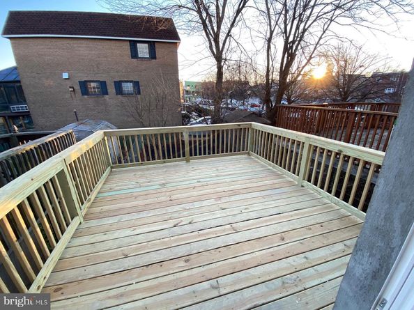 522 Parrish Street, Philadelphia PA 19123