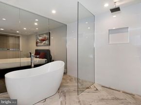 522 Parrish Street, Philadelphia PA 19123