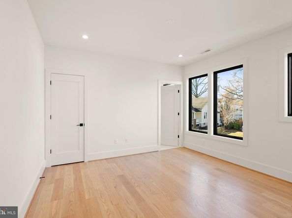 3108 6TH Street N, Arlington VA 22201