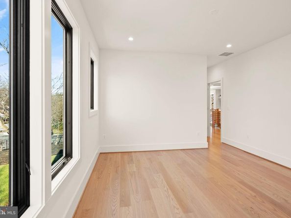 3108 6TH Street N, Arlington VA 22201