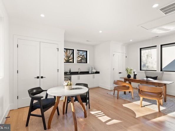 3108 6TH Street N, Arlington VA 22201