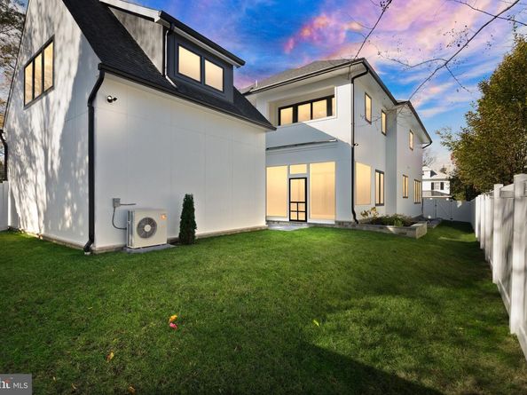 3108 6TH Street N, Arlington VA 22201