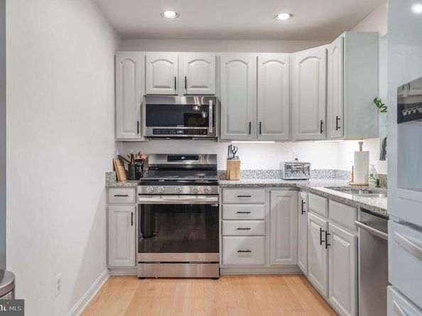 7014 Oak Ridge Road, Falls Church VA 22042