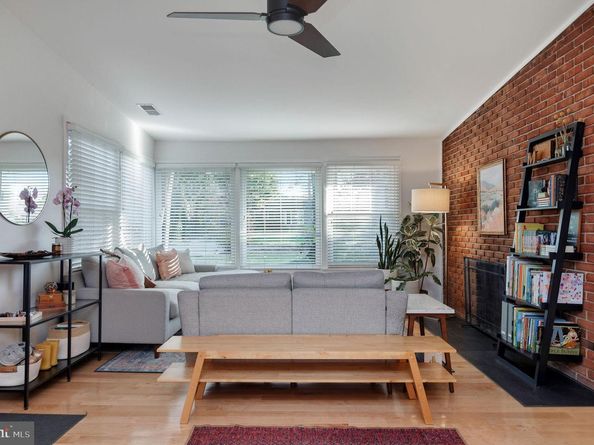 7014 Oak Ridge Road, Falls Church VA 22042