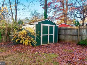 7014 Oak Ridge Road, Falls Church VA 22042