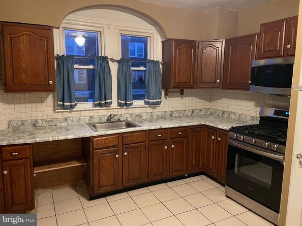 3244 Knorr Street, Philadelphia PA 19149