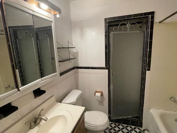 3244 Knorr Street, Philadelphia PA 19149