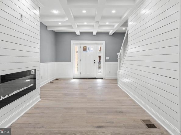 5325 Kershaw Street, Philadelphia PA 19131