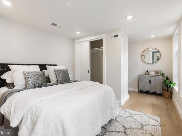 1208 M Street NW 12, Washington DC 20005