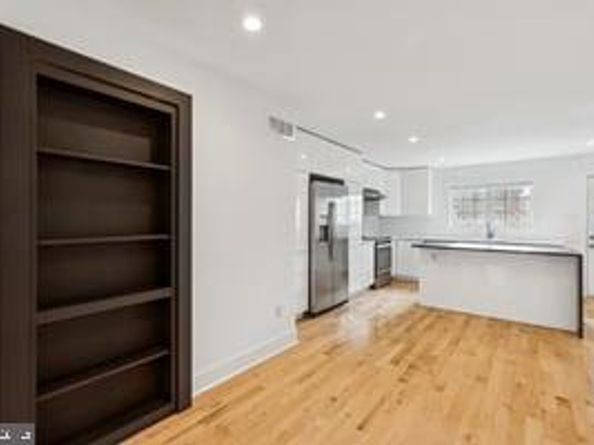 436 Brown Street, Philadelphia PA 19123