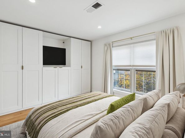 436 Brown Street, Philadelphia PA 19123