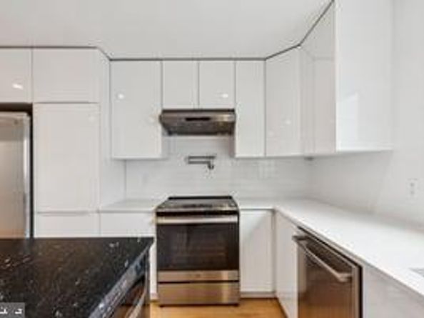 436 Brown Street, Philadelphia PA 19123